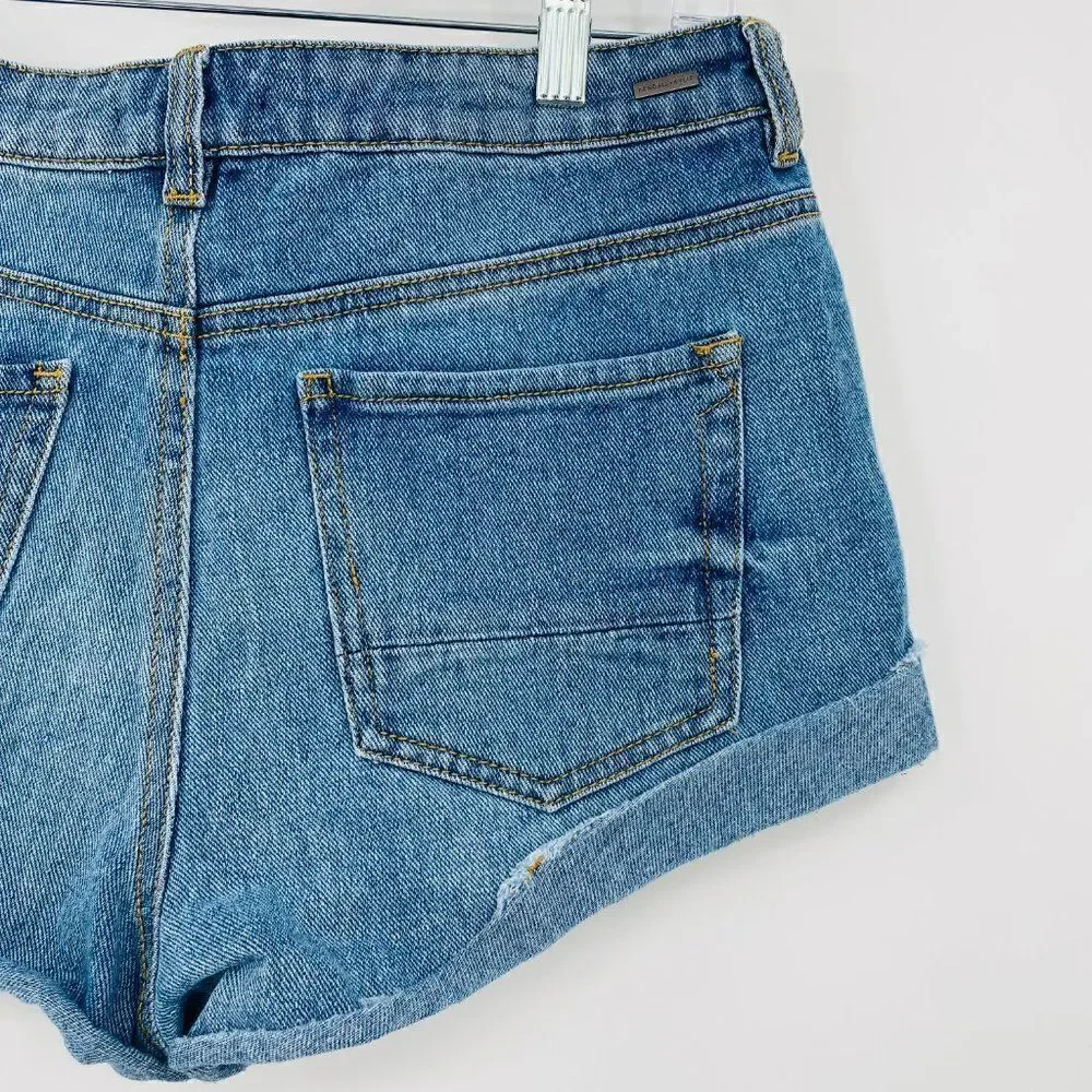 Kendall & Kylie Size 29 Light Wash Cuffed High Rise Denim Shorts